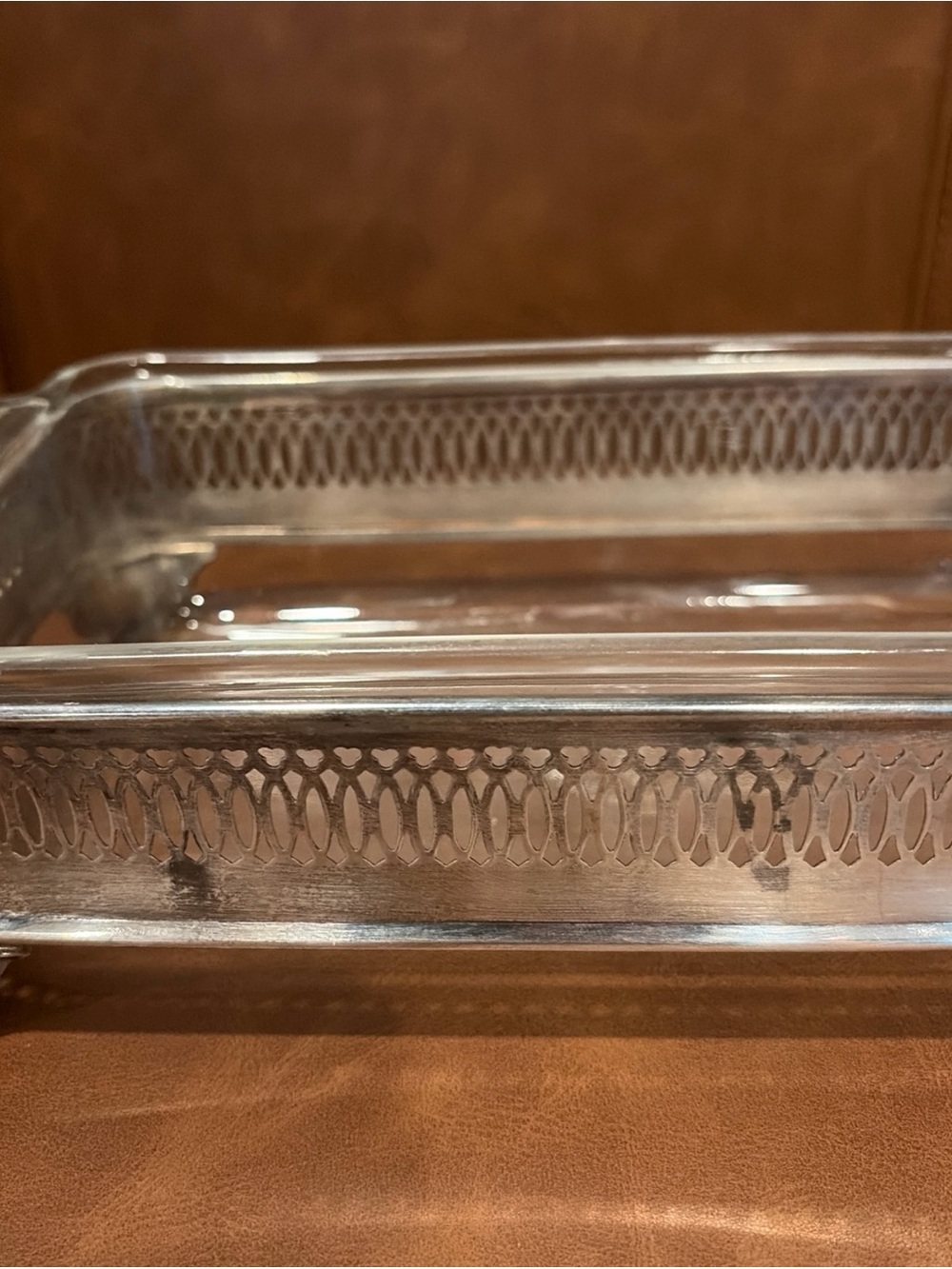 Vintage silver-plated Footed stand. Anchor Hocking Fire King casserole dish 409 - Picture 5 of 11